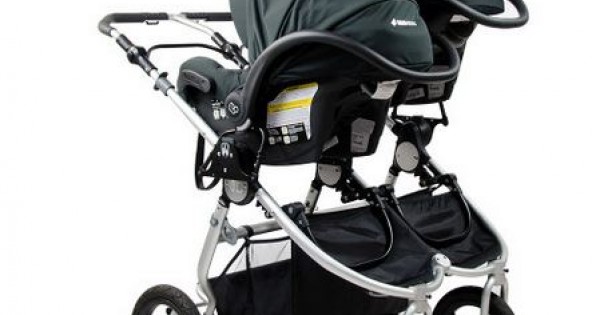 twin pram with 2 capsules